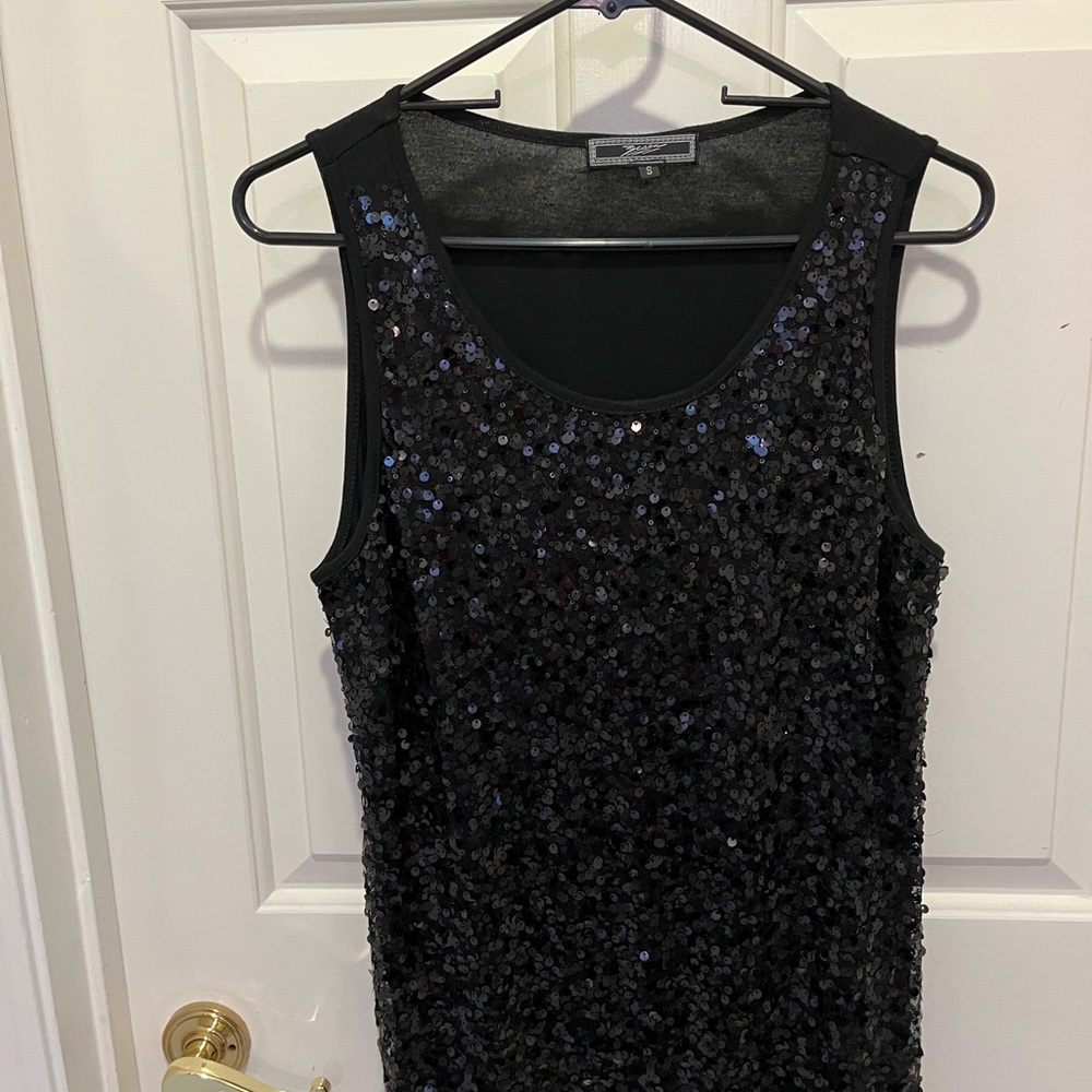 2 piece - Picture 2 of 6